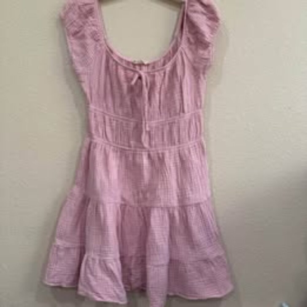 Altar's state women's medium dress